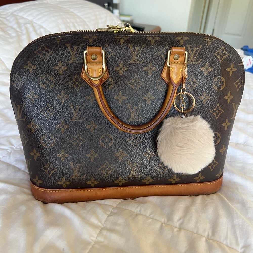 Louis Vuitton Alma Authentic